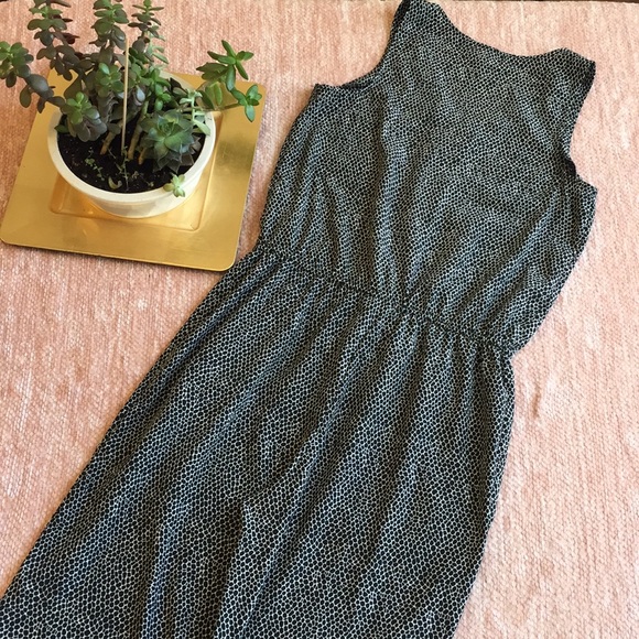 Jumpsuit - Picture 3 of 6